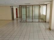 Plateau cloison avec ascenseur garage