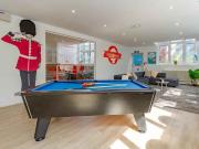 Platinum Studio A Has an Apartment