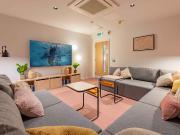 Platinum Studio B Has an Apartment