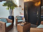 Playas cerca al mar, vendo casa 2 p. Con piscina