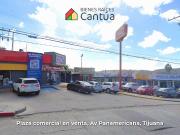 Plaza Comercial en Venta | 16 Locales | Av....