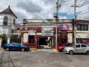 Plaza comercial y casa, con Excelente ubicación