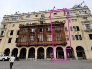 PLAZA DE ARMAS DE LIMA EDIFICIO DE 7 PISOS