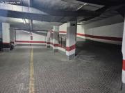 Plaza de garaje céntrica para coche y moto de gran tamaño