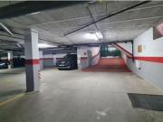 Plaza de Garaje con trastero en Calle Granada con Calle...