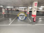 Plaza de garaje en alquiler en Centro de Leon