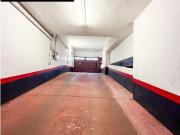 PLAZA DE GARAJE PARA COCHE GRANDE