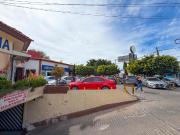 PLAZA DEL SUR SOBRE AVENIDA EL JACAL JARDINES DE LA...