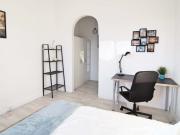 Pleasant and very bright room 14m²