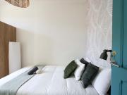 Pleasant bedroom in Arroios Room 1