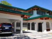 Pleasing House 4 Bedroom for Rent in Ayala Alabang...