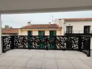 Plein coeur Saint Cyprien, T4 neuf traversant de 101m2...