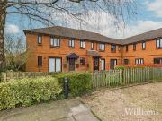 Plested Court, Stoke Mandeville HP22, 2 bed flat to...