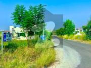 Plot 5 / street 28 / south face / big street 60 feet /...