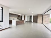 PM APARTAMENTO PARA LA VENTA EN CRISTALES OESTE, CALI PM APARTAMENTO PARA LA VENTA EN CRISTALES OESTE, CALI