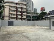 PN55800 Home Office with Big Space Rent New Manila QC!