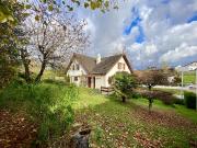 Poitiers grande maison type 6 proche centre ville