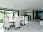 PokTaPok Casa En Venta Con Muelle