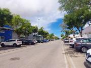 POLÍGONO PARQUE OESTE, NAVE 560M2 CONSTRUIDOS, 400M2 DE...