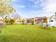 Polo Beyris, Maison sur les toits: attique rénové...