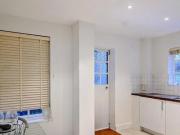 Poltrona Frau, 147 153 Fulham Road, London, SW3 6SD,...