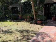 Pomasqui, amplia casa de renta 400m2 en una sola planta