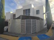 PONIENTE. VENDO CASA
