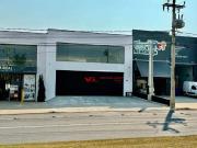 Ponto Comercial e 3 banheiros à Venda, 225 m² por R$...