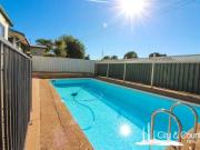 Pool, Shed & Space for the Whole Family!