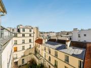 Popincourt Deux pièces Dernier étage Triple exposition