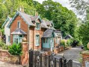 Port Hill, ´warren Lodge´, Hertford, 3 Bedroom Detached