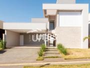 Portal do Sol Green Casa de Condomínio 3 quartos, sendo...