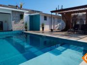 PORTEIRA FECHADA! 4 SUÍTES PISCINA CHURRASQUEIRA SAUNA... PORTEIRA FECHADA! 4 SUÍTES PISCINA CHURRASQUEIRA SAUNA...