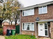 Porter Road, Basingstoke, 3 Bedroom End