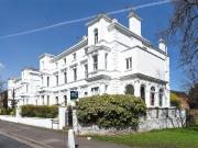 Portland Terrace, Richmond TW9, 3 bed flat to rent,...