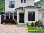 PORTO ALEGRE VÍA A LA COSTA, Alquilo Casa 3 dormitorios,...