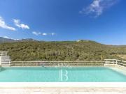 Porto Vecchio Villa T4 + 1 appartement T2 et 1 chambre...