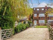 Portsmouth Road, Longacres, Ripley, 4 Bedroom Semi detached