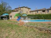 Porzione di antico casale con piscina privata ed ampio...