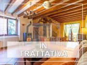 Porzione di casa con giardino a Viganò