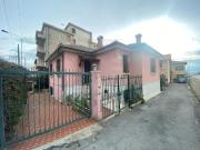 Porzione di Casa in affitto a Bordighera via Arenella,...