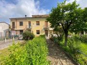 Porzione di casa in vendita a Castel San Giovanni