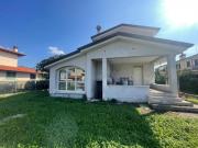 Porzione di casa in vendita a Camaiore