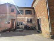 Porzione di casa in vendita a Castiglione Del Lago
