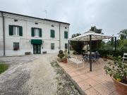 Porzione di casa in vendita a Ferrara, Ravalle