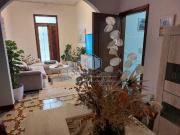 Porzione di casa in vendita a Luni