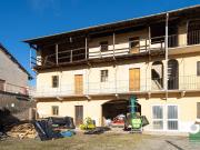 Porzione di cascina in vendita a Mezzomerico