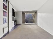 POSITION & LIFESTYLE SETS THIS ONE APART | Besser+Co