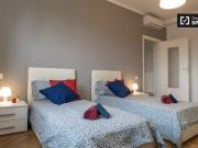 Posti letto in affitto in appartamento con 2 camere a De...