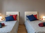 Posti letto in affitto in appartamento con 2 camere a De...